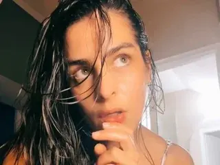 Streamate Sex Chat of camii2244