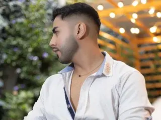 Streamate Sex Cam of itsmeeros