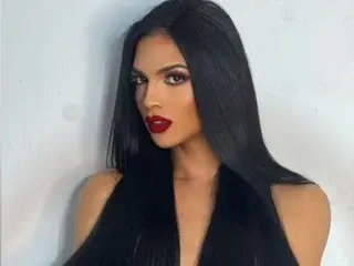 Streamate Sex Cam of IsabellaDollx