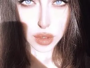Streamate Live Porn of EmilyBilington