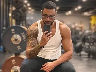 Streamate Live Sex of LiamGarcia19