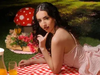 Streamate Free Live Porn of Elizabeth_Paython