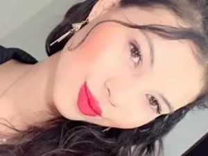 Streamate Live Porn of ISACUTEE