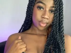 Streamate Live Sex of EmaaaBrown