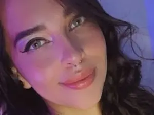 Streamate Sex Cam of Carolainee18