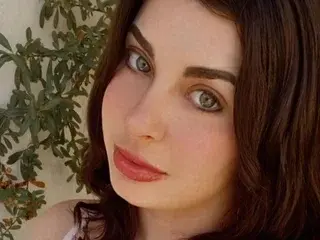 Streamate Sex Cam of SarinaSapphire