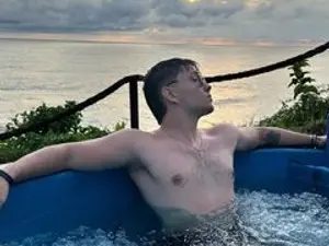 Streamate Best live sex cam show of Chriis_bell18