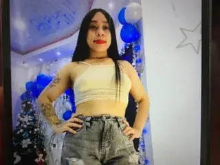 Streamate Nude Webcam of girllatinhotter