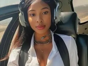 Streamate Live Sex Cam of HellenWilsonx