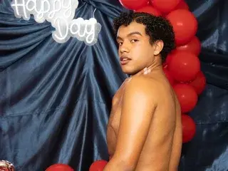 Streamate Watch Live Sex Cams of DanteGalore21