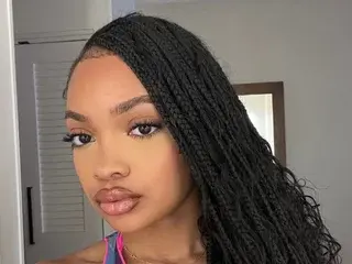 Streamate Live Porn of HalleTheStar