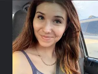 Streamate Free Porn Cam of HannahCloe