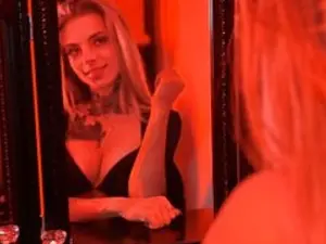 Streamate Watch Live Sex Cams of K8X4U