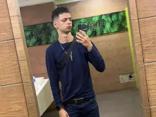 Streamate Free Porn Cam of francoblessed