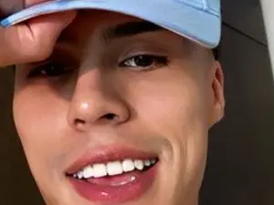 Streamate Free Porn Cam of Jeydencamilox
