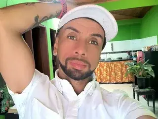 Streamate Free Live Porn of pervertArian