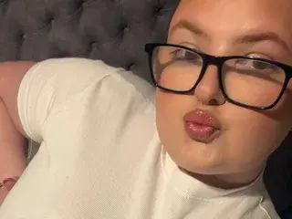 Streamate Free Porn Cam of LottieRoseX