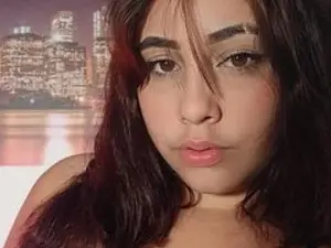 Streamate Nude Webcam of IsiisLove