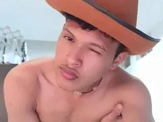 Streamate Live Sex Cam of adonisonasis