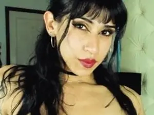 Streamate Nude Webcam of BellaPoisonous