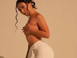 Streamate Free Live Porn of SalomeNovaa