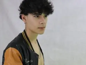 Streamate Live Sex of AxelWolfe