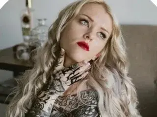 Streamate Free Porn Cam of BlondeScarlettx