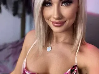 Streamate Free Porn Cam of Lucybrookess