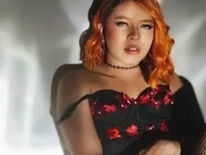 Streamate Free Live Porn of StarFire18