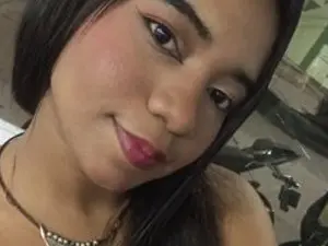 Streamate Free Porn Cam of Leticia_lynn