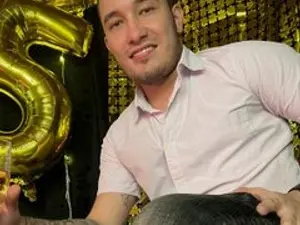 Streamate Best live sex cam show of AironBlade