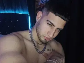 Streamate Best live sex cam show of GiomarReyesX