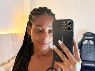 Streamate Live Sex of PixzyMartinez