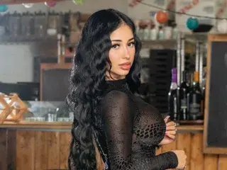 Streamate Watch Live Sex Cams of TattedDiosa