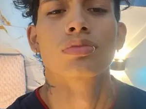 Streamate Free Live Porn of Massimoalessandro