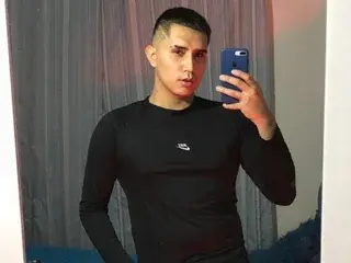 Streamate Live Sex Cam of EthanBorghese