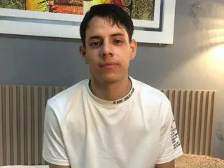 Streamate Best Webcam of RoaSexi25