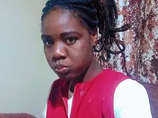 Streamate Free Live Porn of Emma102