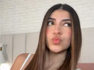 Streamate Private Sex Chat of VictoriaJoliegb