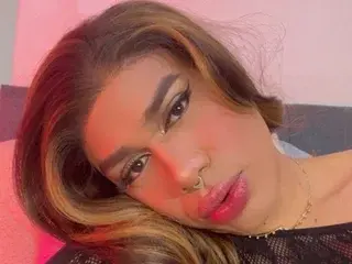 Streamate Live Sex of rousexmarrie