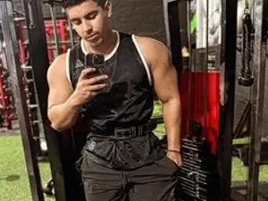 Streamate Best live sex cam show of victor_vixenn