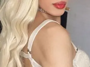 Streamate Nude Webcam of Emperatriz_Hernandez
