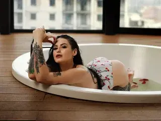 Streamate Free Porn Cam of AmberrDiamond