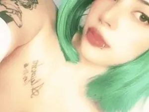 Streamate Free Porn Cam of Emily_santoss