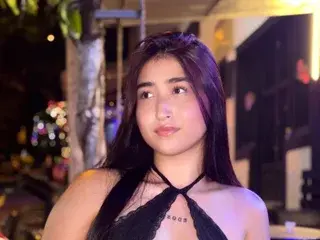 Streamate Adult Webcams of BellaKross