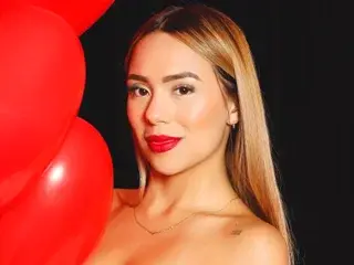 Streamate Live Sex Cam of nikolevoshkie