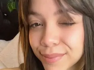 Streamate Adult Video Chat of Helenna59