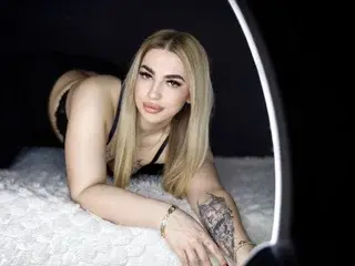 Streamate Live Sex of ZarasPlayground