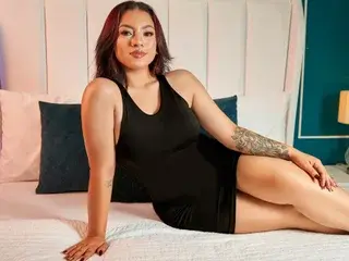 Streamate Free Live Porn of CoralWild