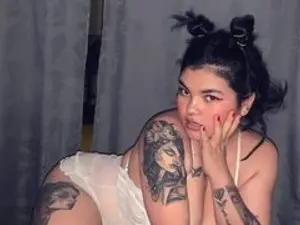 Streamate Private Sex Chat of emilycaramel018